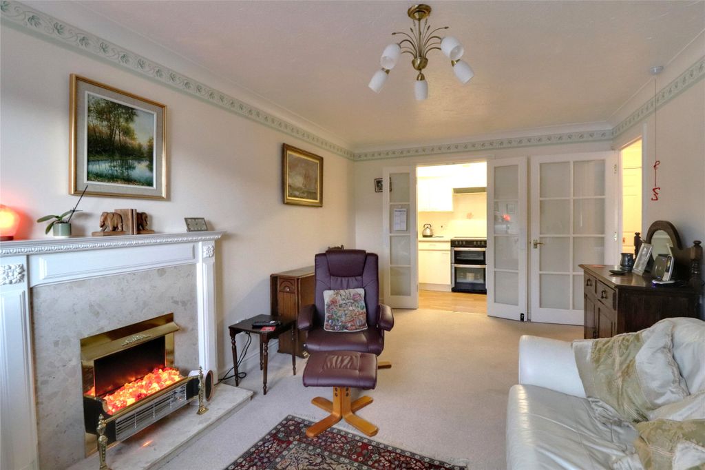 Property photo 2 of 9 Picture No. 26