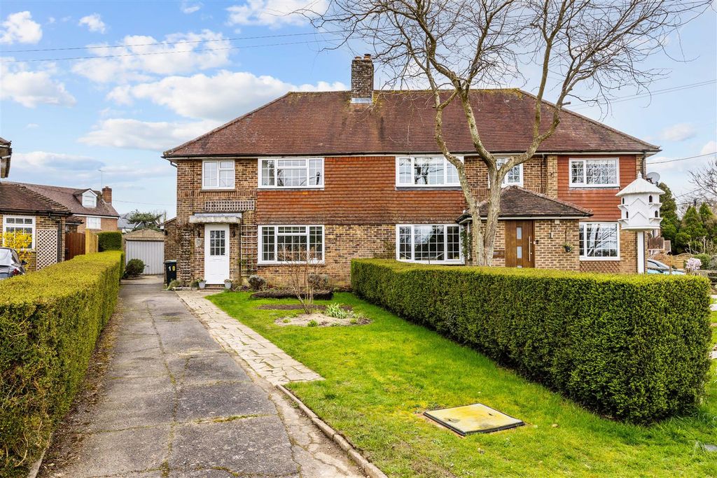 Property photo 1 of 22 10 The Close-35.Jpg