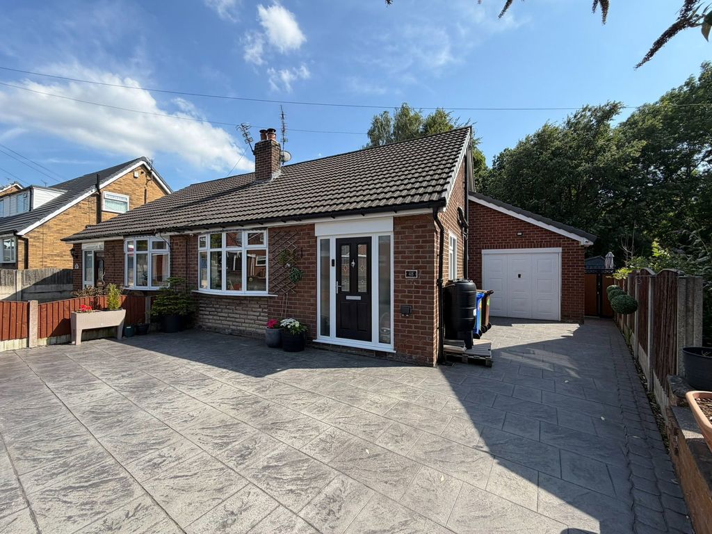 Property photo 2 of 46