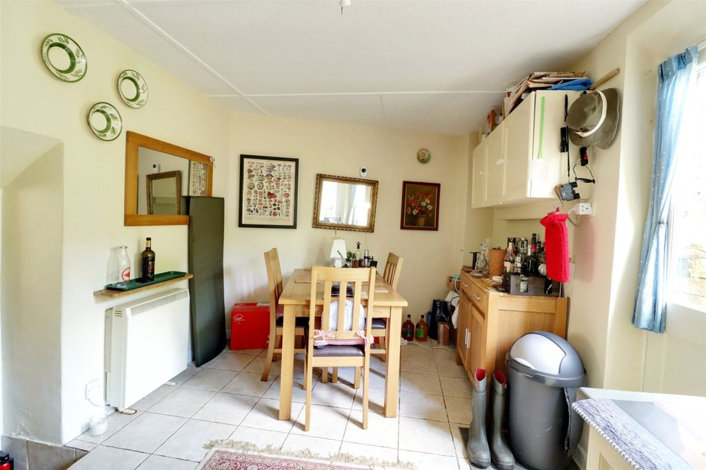 Property photo 3 of 17 Picture No. 04