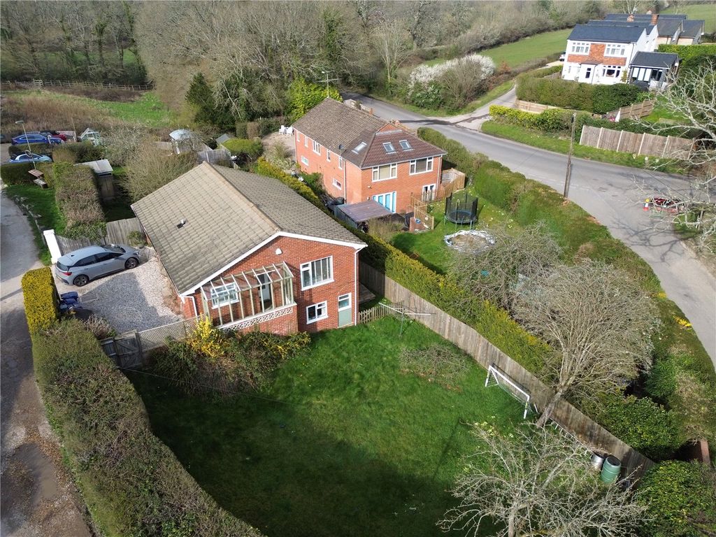 Property photo 1 of 17 Picture No. 32