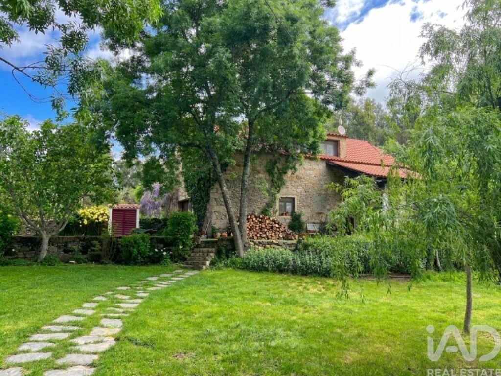Property photo 3 of 39
