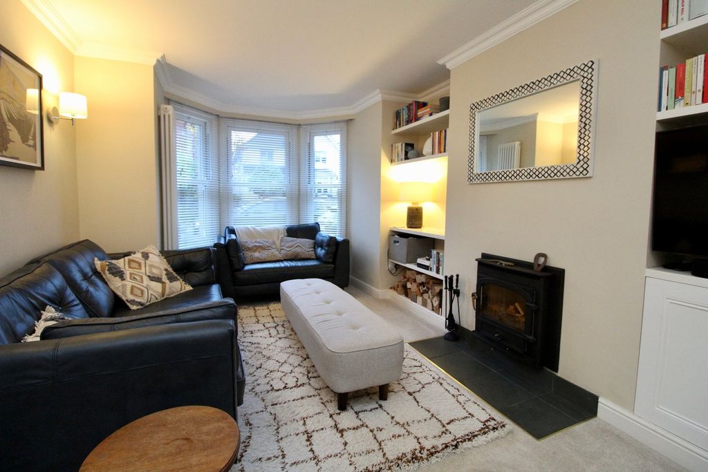 Property photo 3 of 19