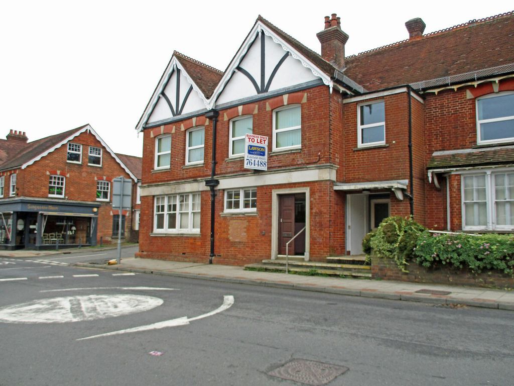 Property photo 1 of 4 Ground Floor 46, Heathfield