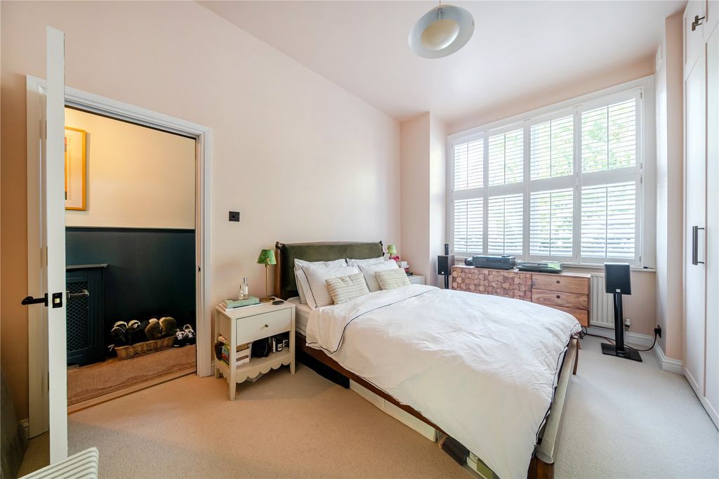 Property photo 2 of 13 Picture No. 03