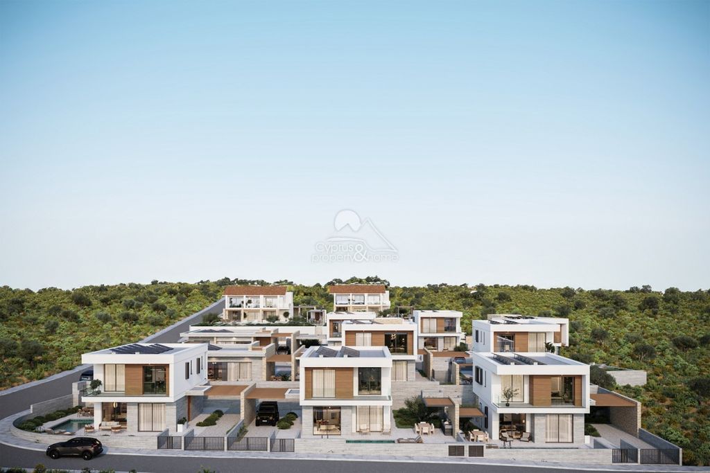 Property photo 3 of 6