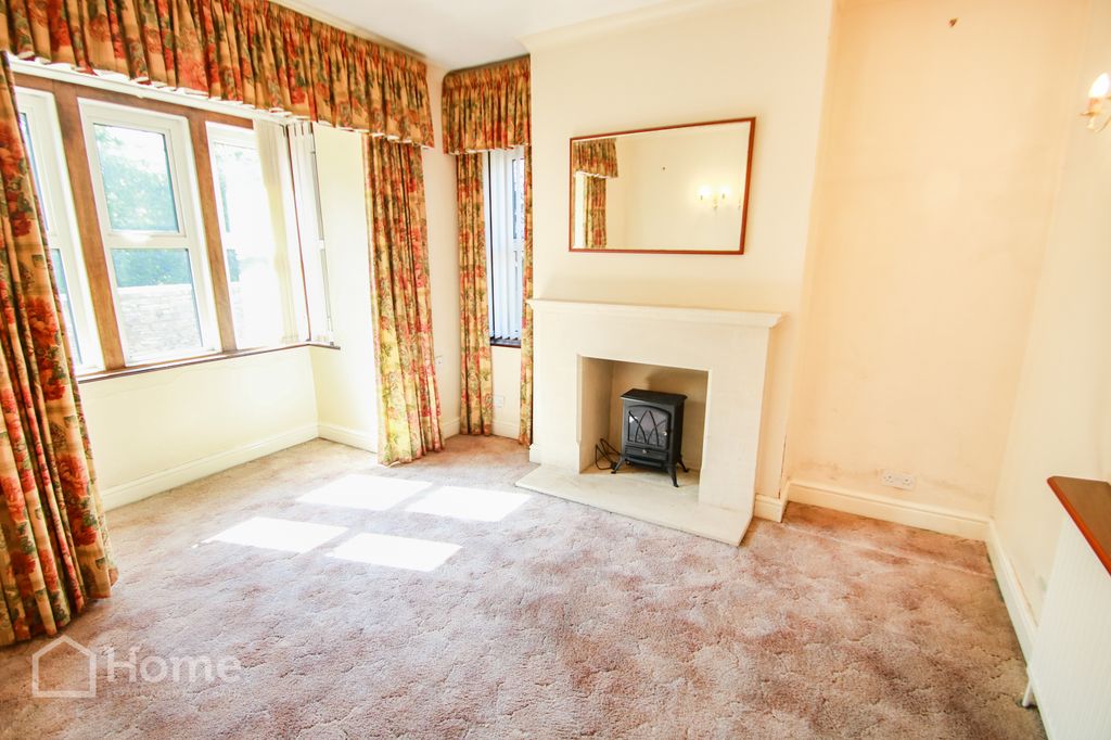 Property photo 3 of 24
