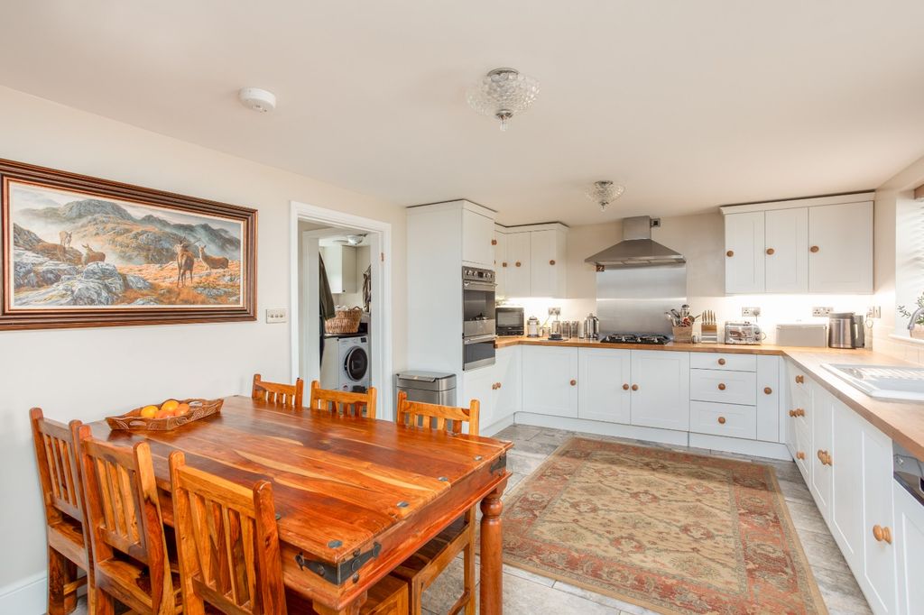 Property photo 3 of 26 3431167