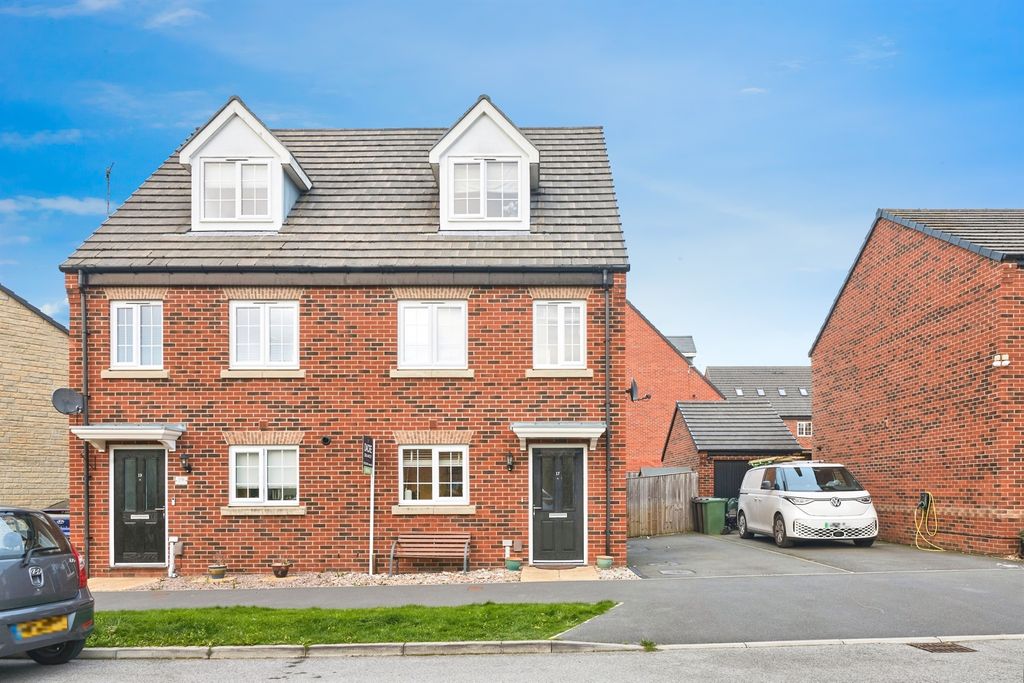 Property photo 1 of 17