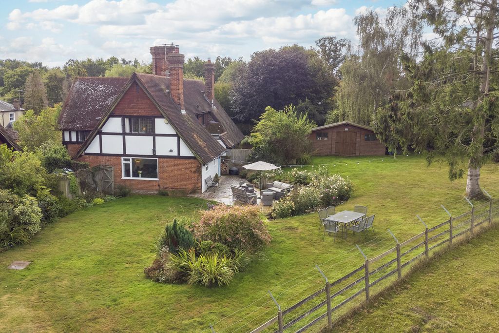 Property photo 3 of 47
