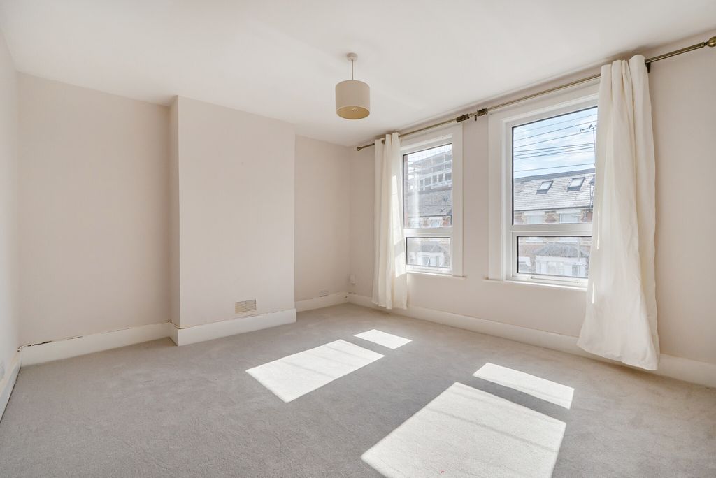 Property photo 3 of 24 1495735 (1).Jpg