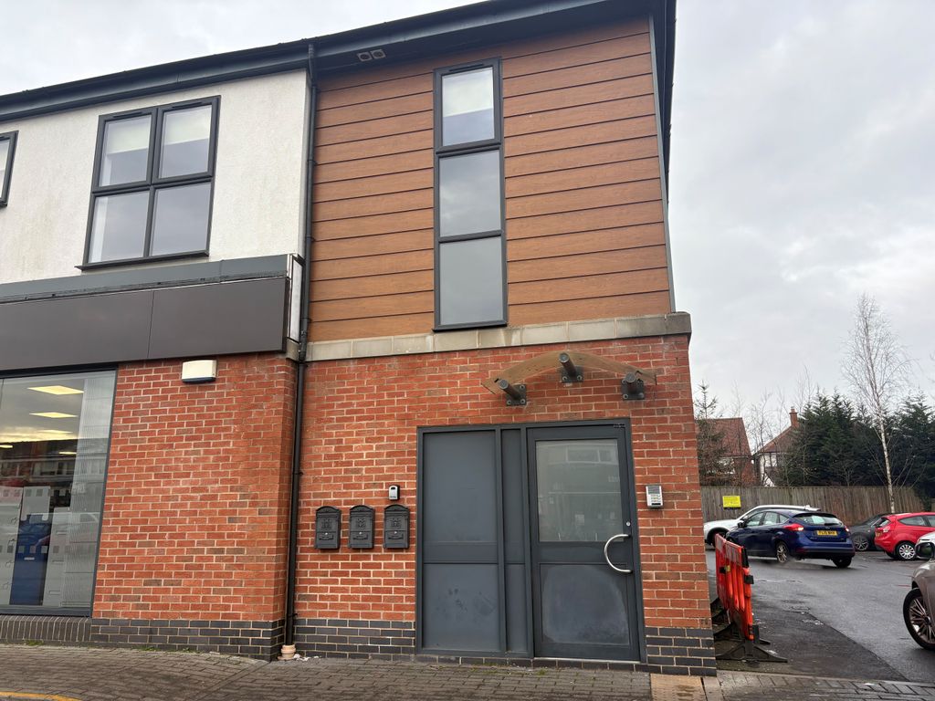 Property photo 1 of 7 8