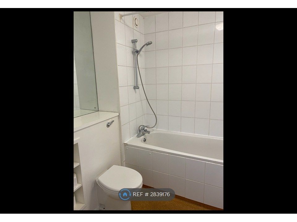 Property photo 3 of 3