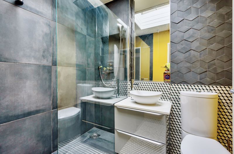 Property photo 3 of 17 Photo 4