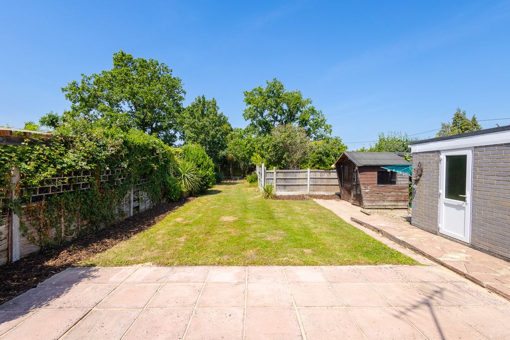 Property photo 3 of 28