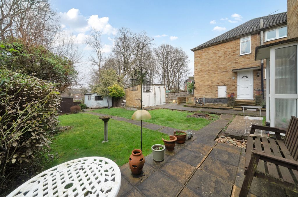 Property photo 1 of 13 1415433-4-699759E...