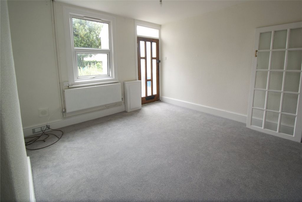 Property photo 2 of 9 Picture No. 05