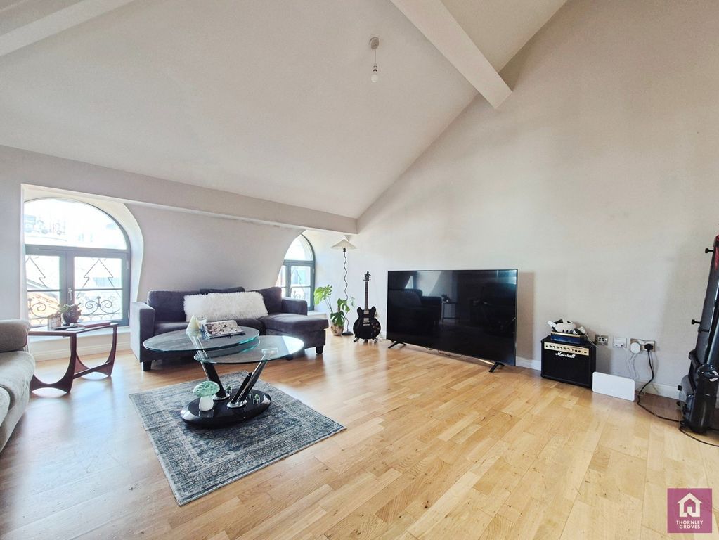Property photo 2 of 16 Pbox-Img.Jpg