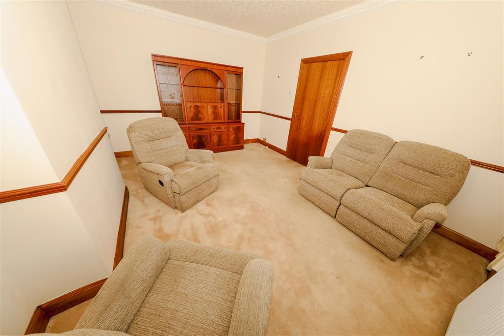 Property photo 3 of 22 C