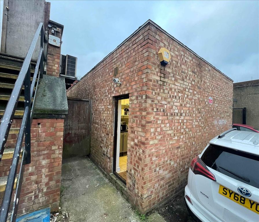 Property photo 2 of 13