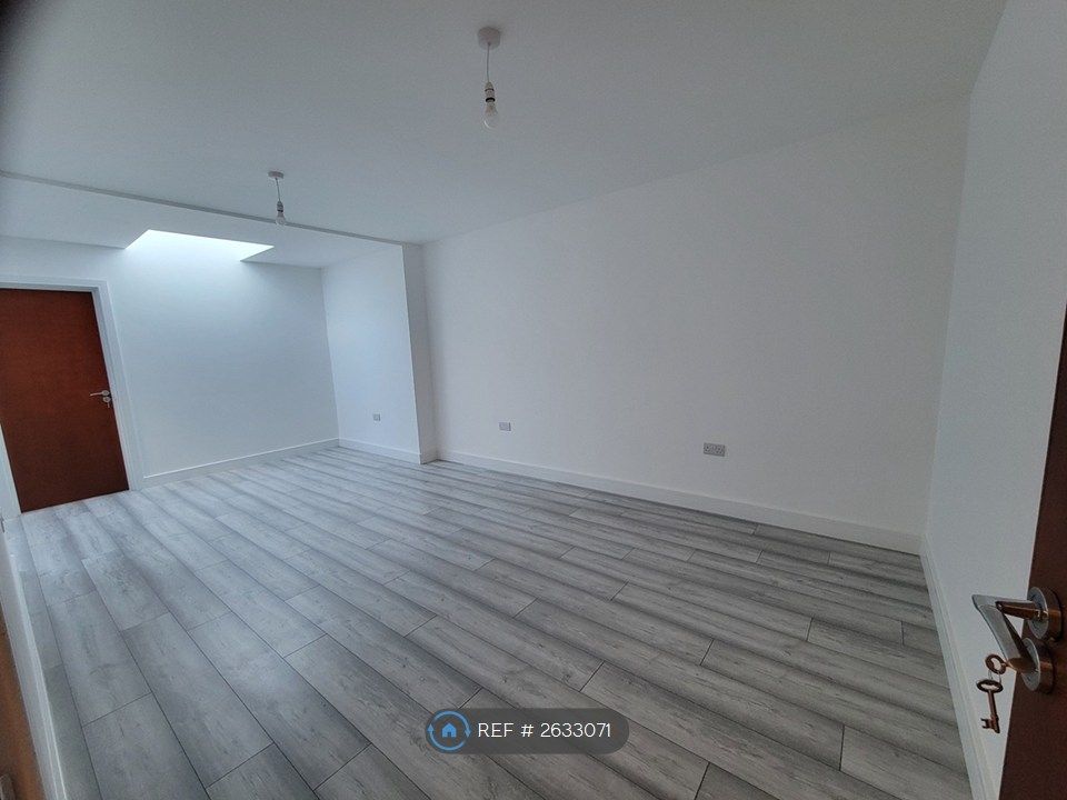 Property photo 3 of 7 Open Plan Living Room