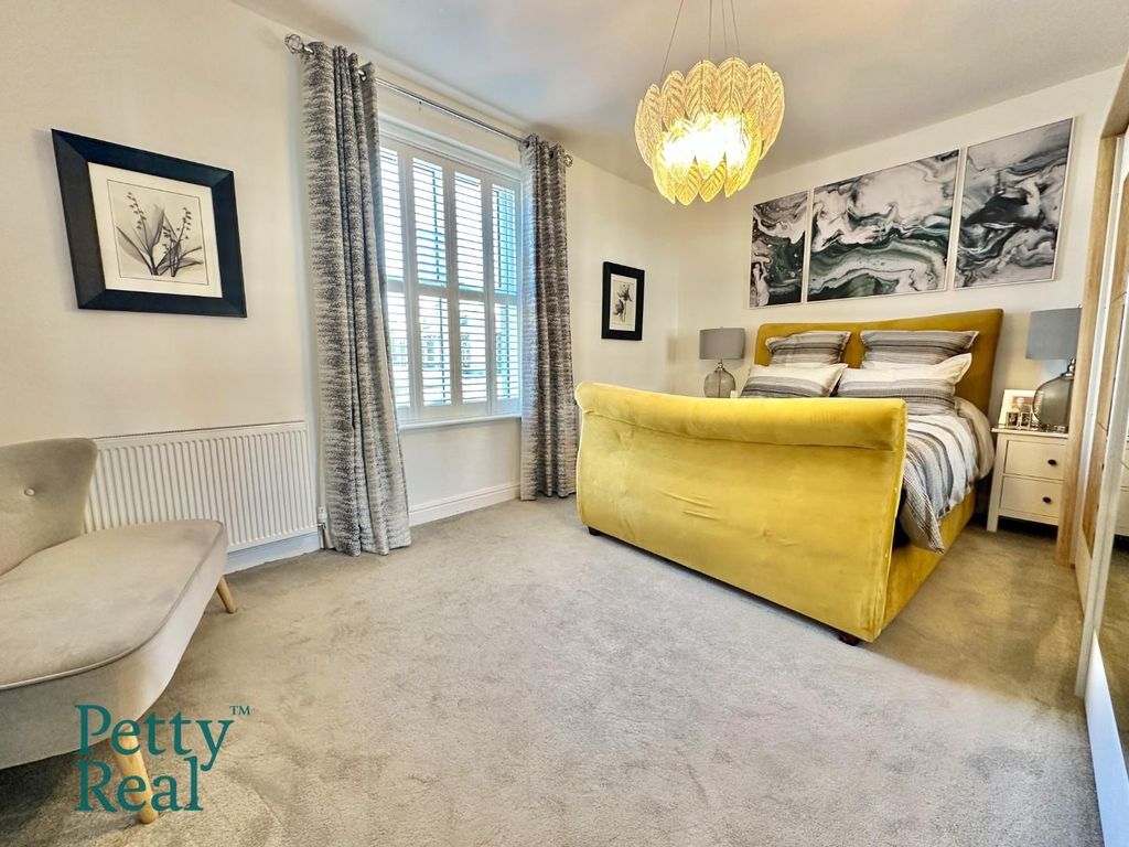 Property photo 3 of 16 Ed383F74-6A6B-4510-9Efc-0E738Fb582D2.Jpeg