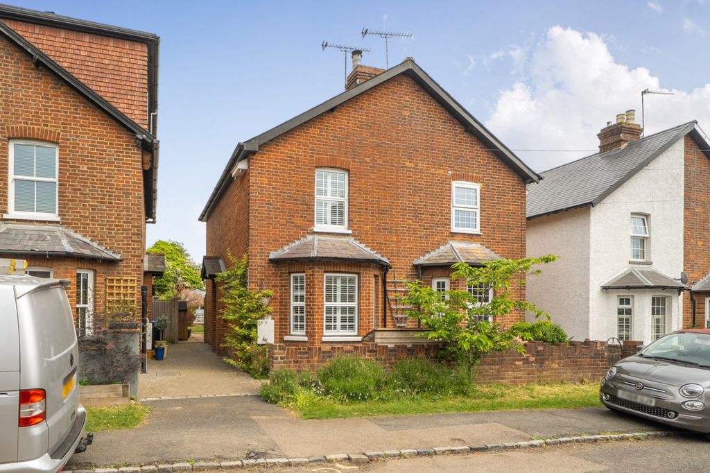 Property photo 1 of 19 External