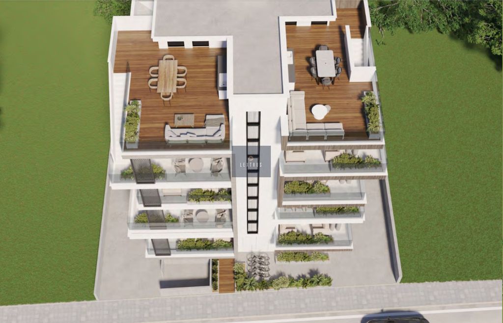 Property photo 3 of 6