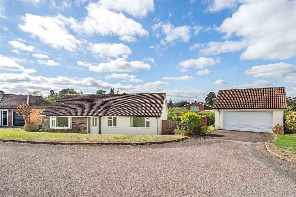 Property photo 1 of 26 Picture No. 32
