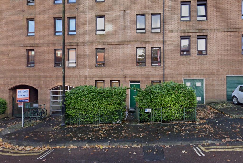 Property photo 1 of 1