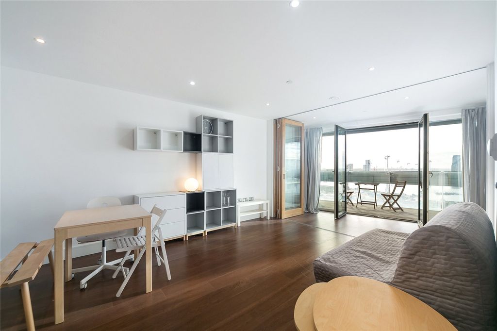 Property photo 3 of 18 Picture No. 05