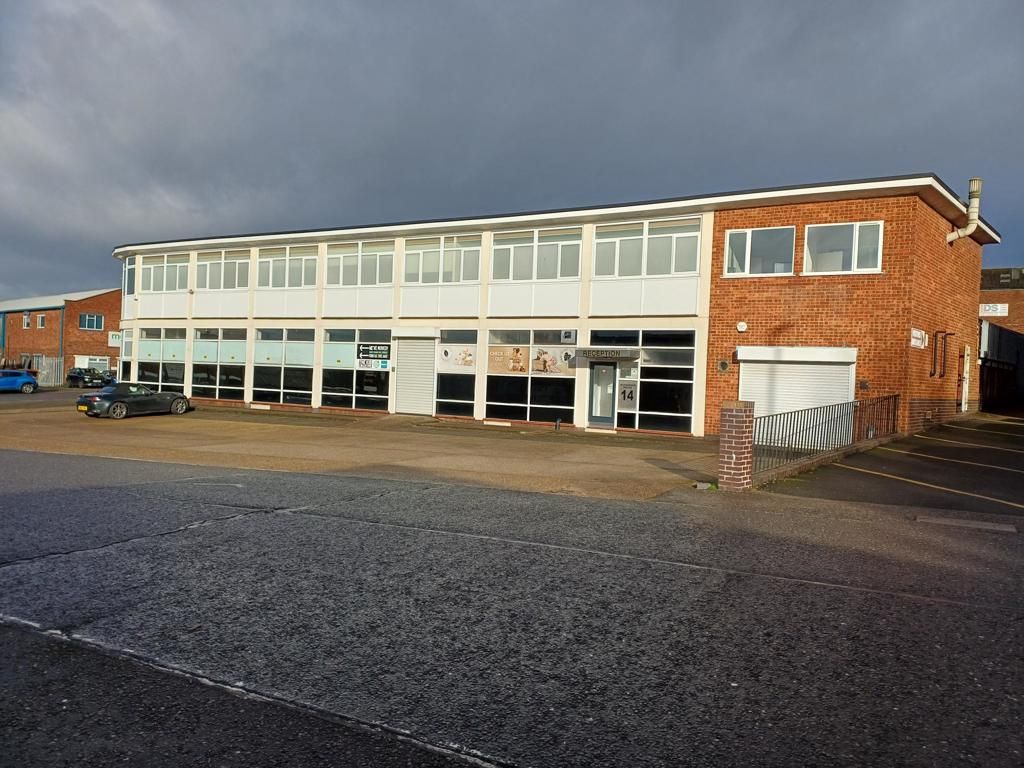 Property photo 3 of 14 Photo 3