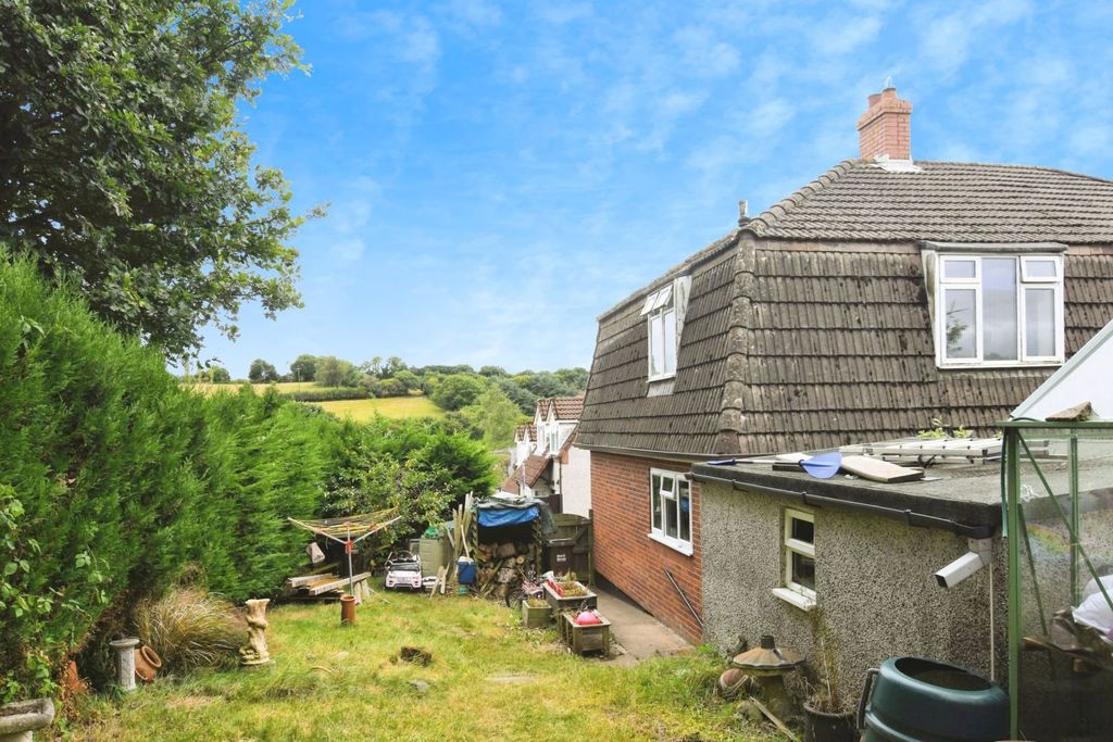 Property photo 2 of 24 Outbuildings