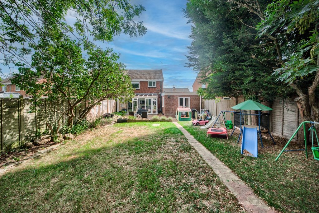 Property photo 2 of 19 Xh2A3150-Hdr(3)-Edit