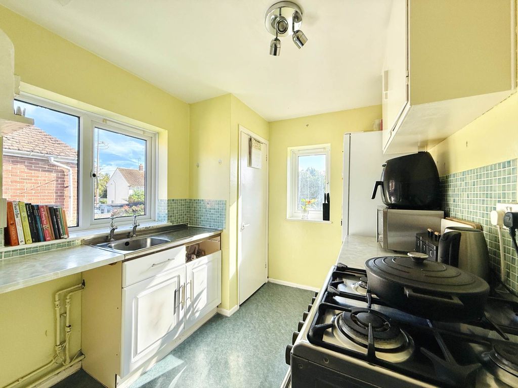 Property photo 3 of 11