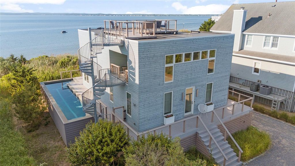 Property photo 3 of 48