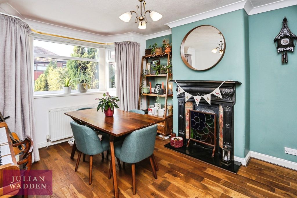 Property photo 2 of 18 Picture No. 13