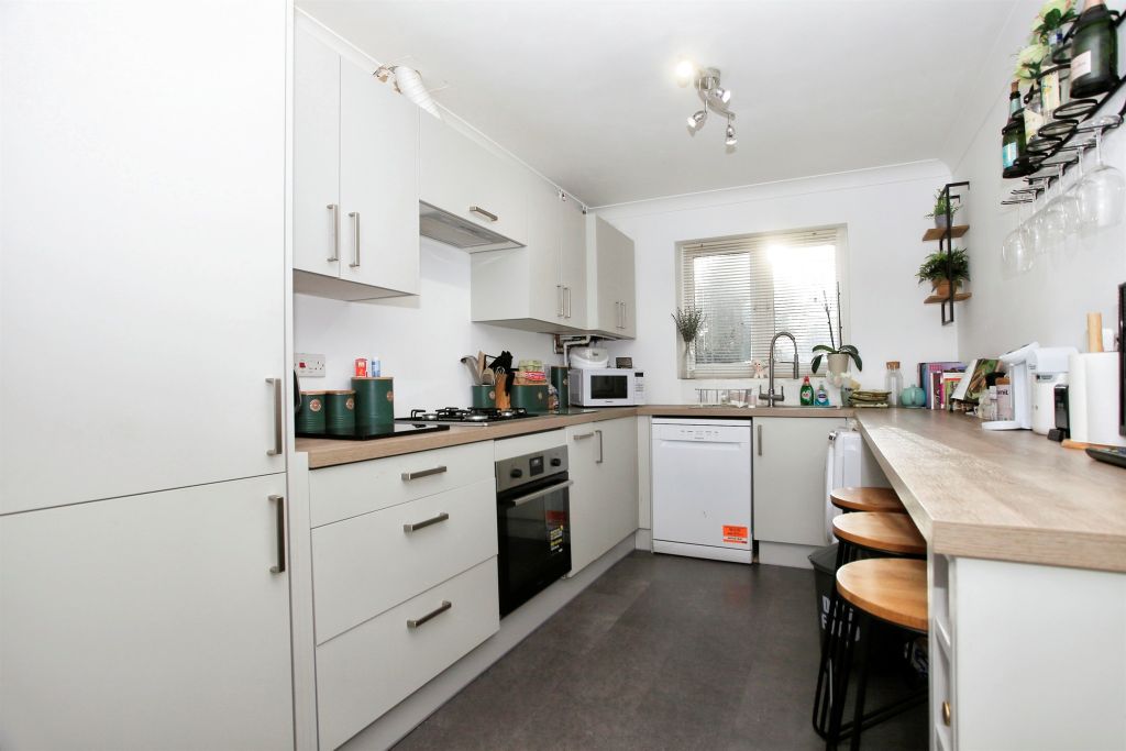 Property photo 3 of 13