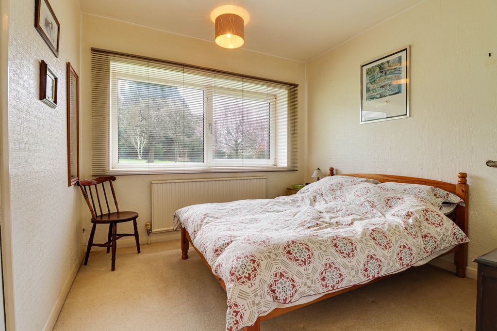 Additional image 6 of 3 bed flat for saleColeridge Court, Harpenden, Hertfordshire AL5