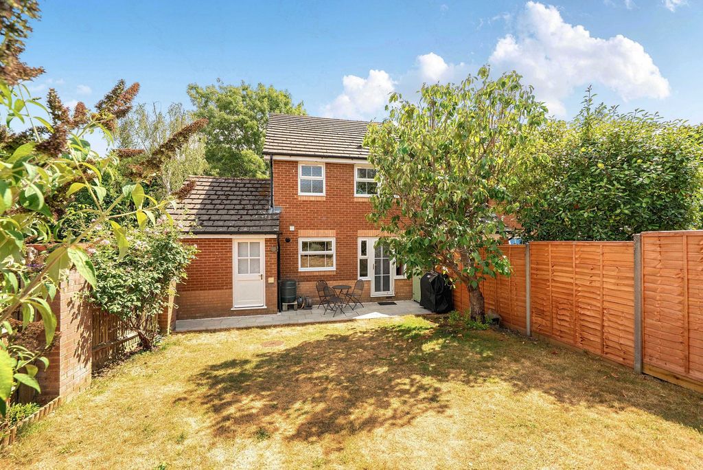 Property photo 2 of 22