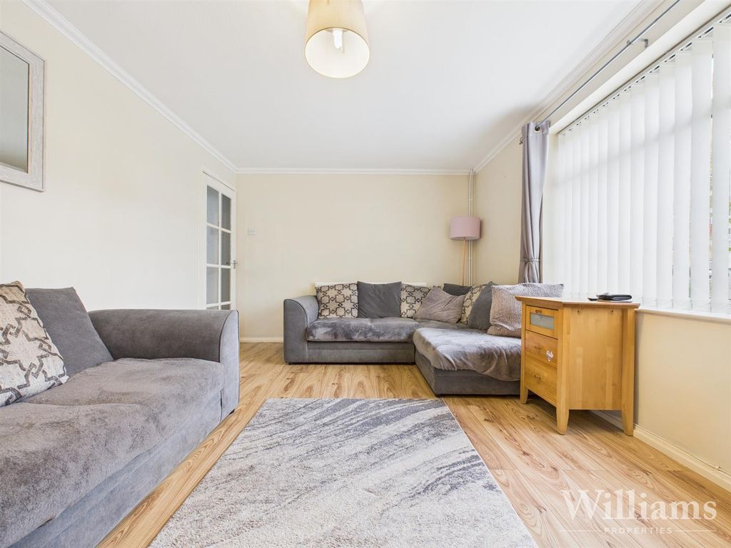 Property photo 2 of 11 Cam02861G0-Pr0523-Still017.Jpg