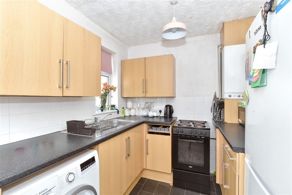 Property photo 3 of 8 Kitchen/Diner