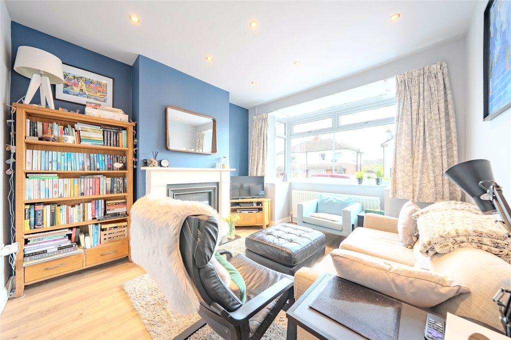 Property photo 3 of 16 Picture No. 25