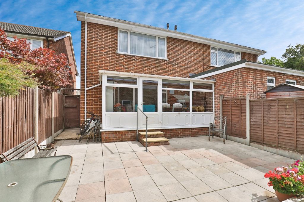 Property photo 2 of 17