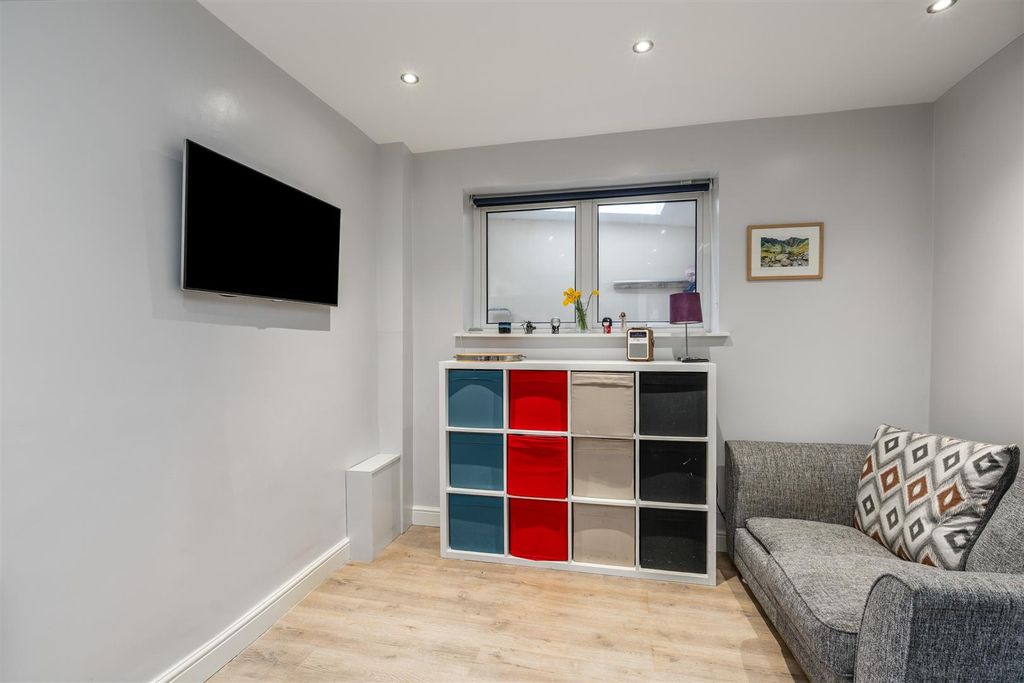 Additional image 7 of 4 bed semi-detached house for salePackwood Close, Bentley Heath, Solihull B93
