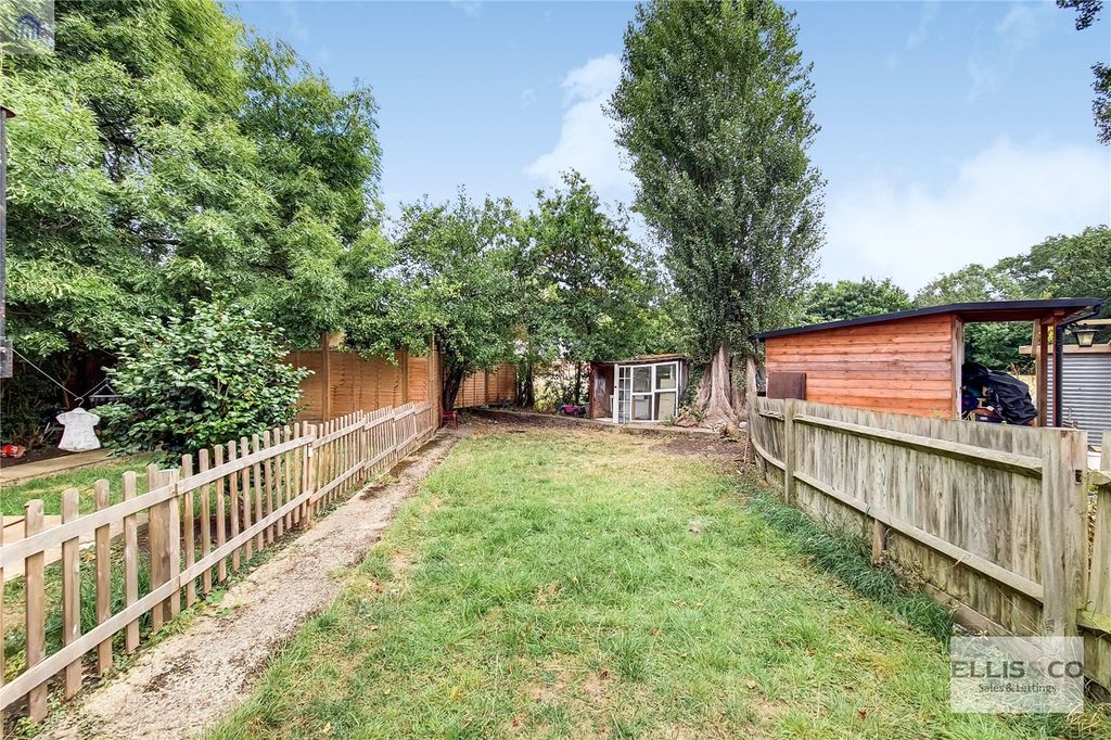 Property photo 2 of 13 Picture No. 20