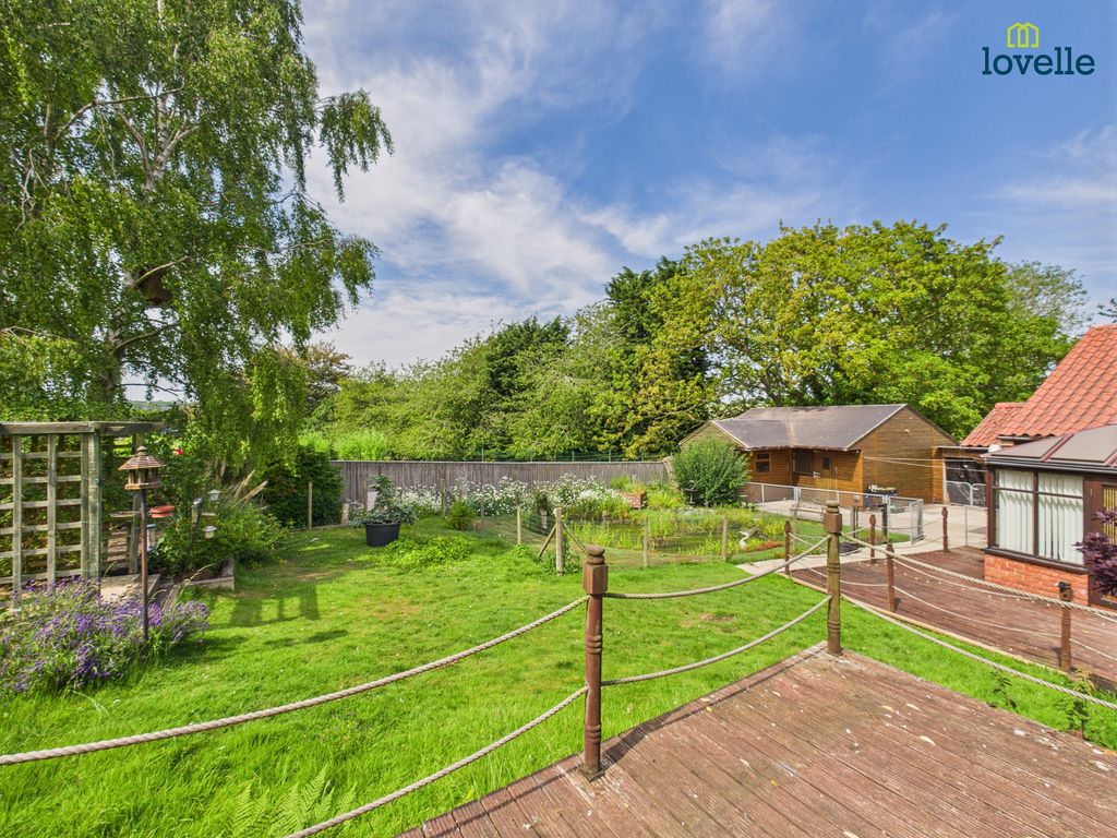 Property photo 3 of 22