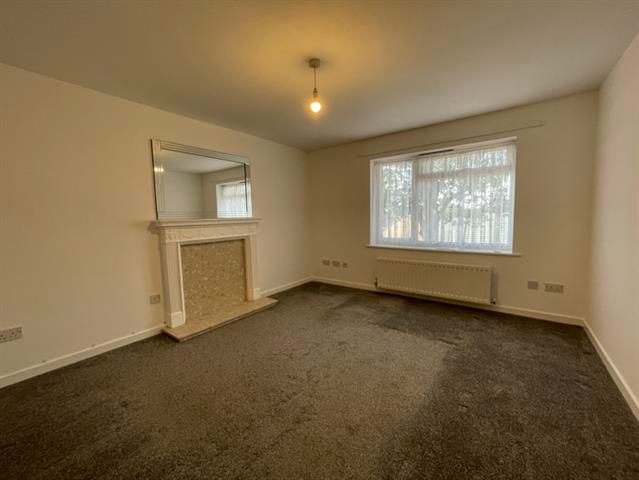 Property photo 2 of 6 Living Room