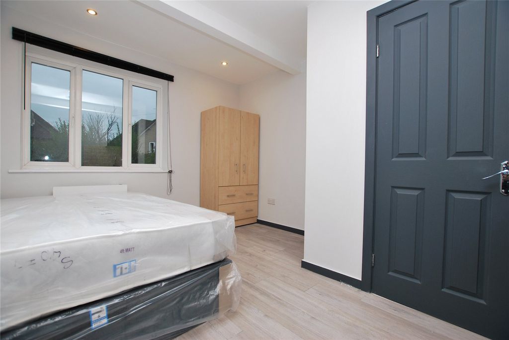 Property photo 2 of 7 Picture No. 03