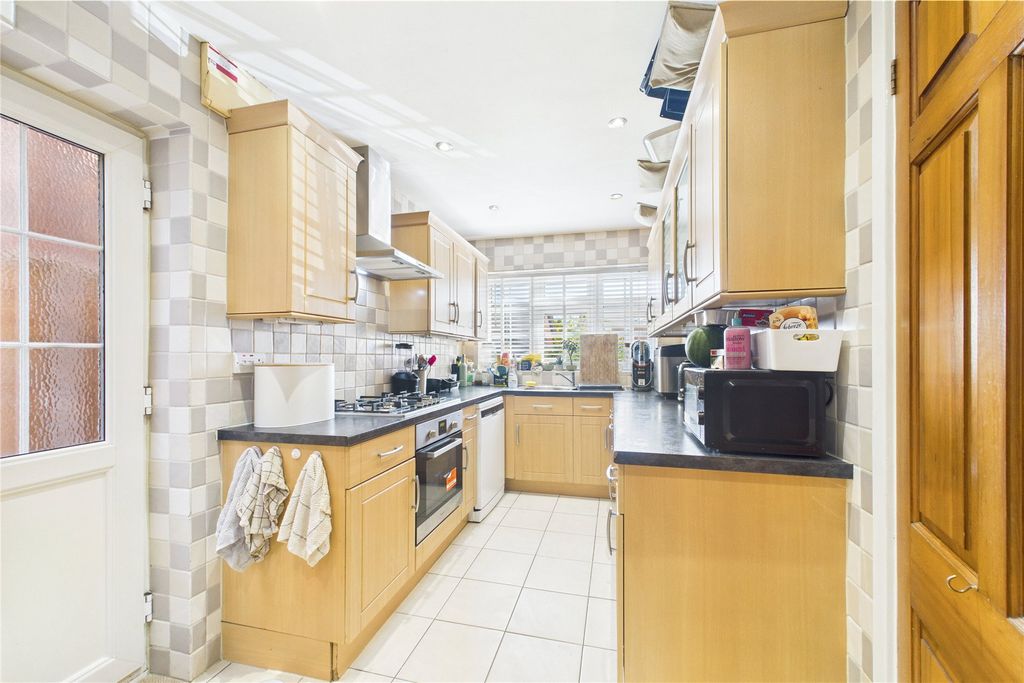 Property photo 3 of 14 Picture No. 20